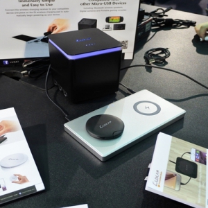 �������� NFC�������+APP+���߳�繦�� ����2015̨�����ʵ���չ